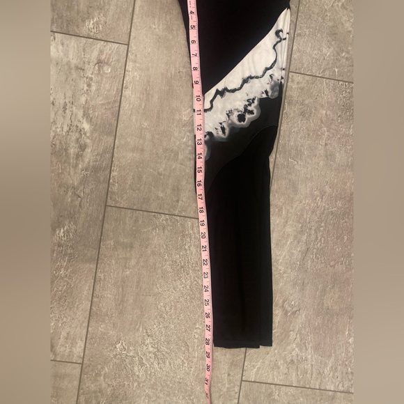 Alo High Waist Verse Legging in Black Zinc size small - Picture 8 of 8